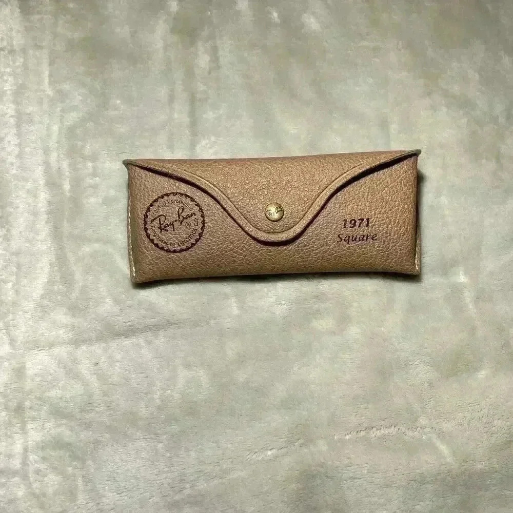Vintage Original‎ Luxottica Ray-Ban Tan/Brown Leather Sunglasses Case Only